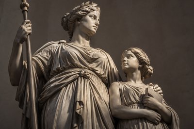 ancient greek woman and daughter of excellence