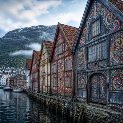 wide landscape with natural scenery — Bergen Art Style